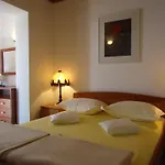 Apartmani Izabela *