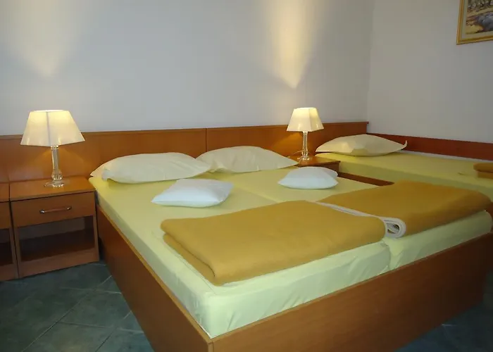 Izabela Apartamento *